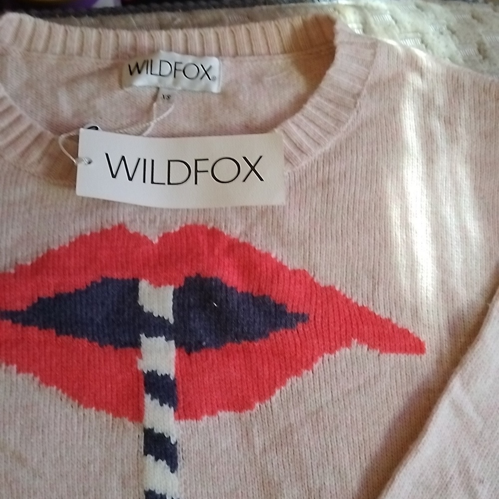 NWT XS Wildfox 'Lips' Sweater